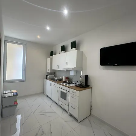 M2 Apartment-2